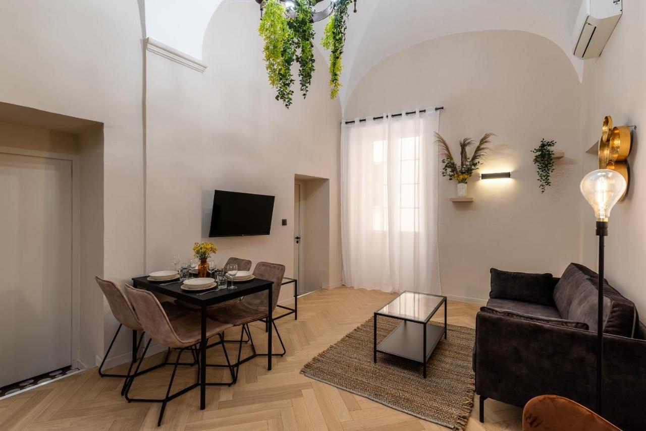 Tianu : Bastia Place Du Marche Exterior photo
